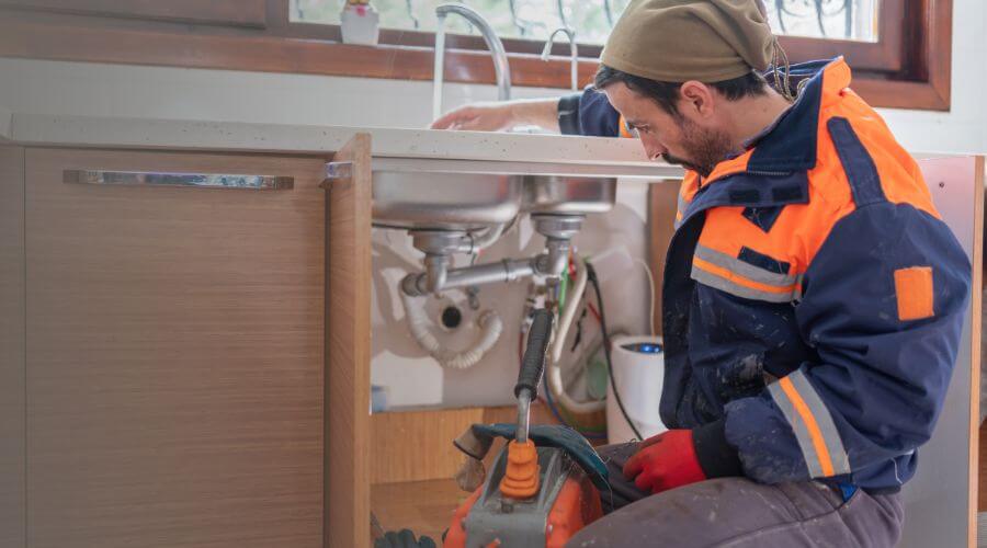 Professional emergency plumbing in Sully, IA